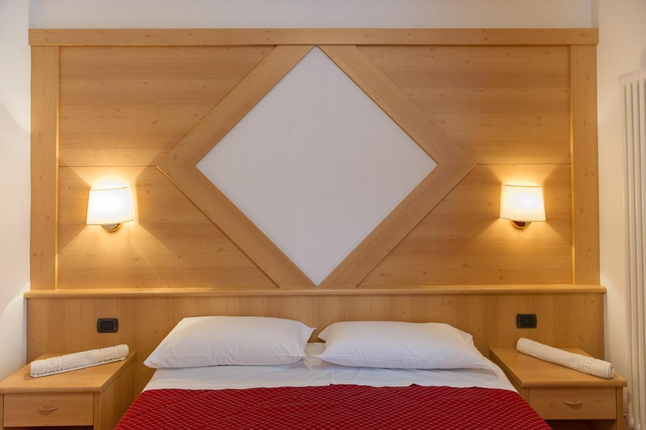 Hotel Italia Castello-Molina di Fiemme Exteriér fotografie