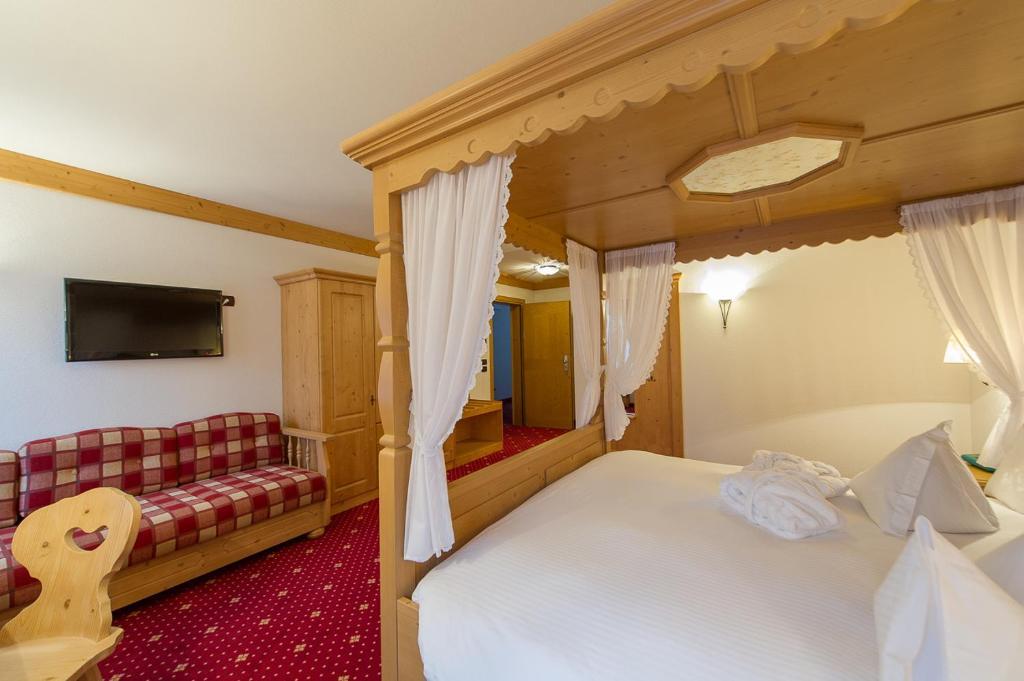 Hotel Italia Castello-Molina di Fiemme Pokoj fotografie